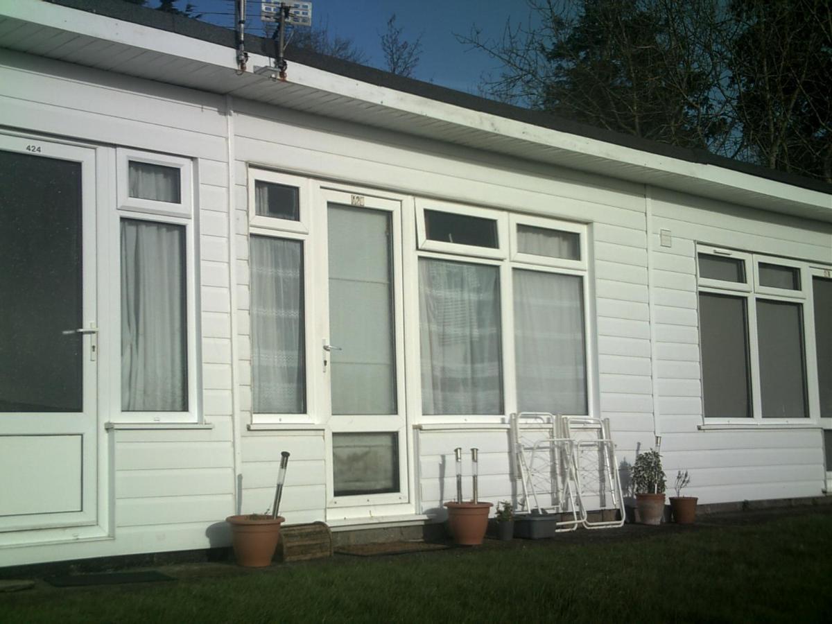Adventure Cabin Dartmouth Exterior foto
